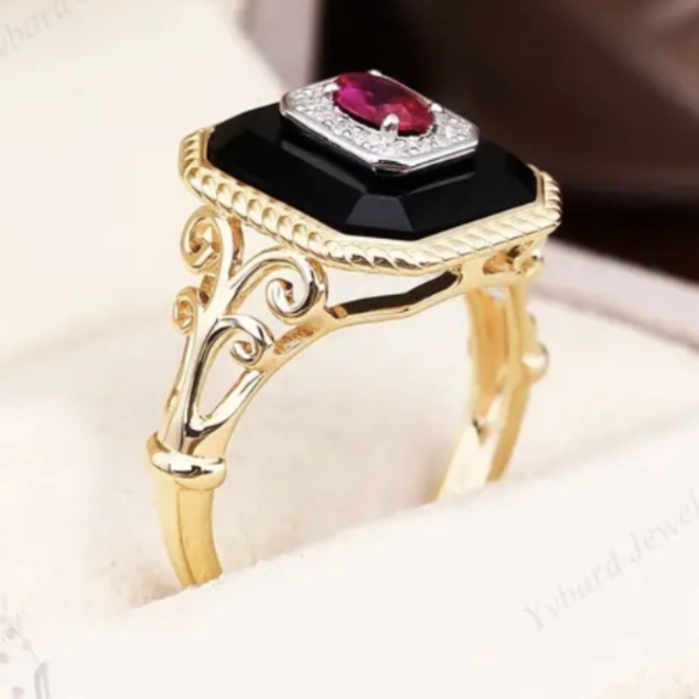 Red & Clear Zirconia Stones Ring Art Decor Gold Oval Style Size 8 NWT